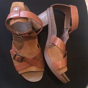 DANSKO platform sandals (37)